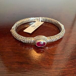 sarda sterling Silver hinged Bracelet Red ruby beautiful NWT